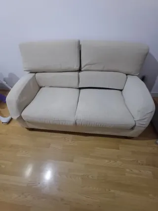 Sofá de 2 plazas beige