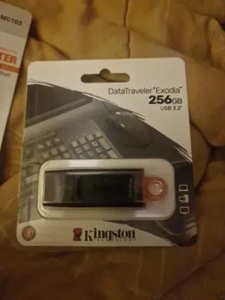 Adaptador OTG Tarjetas SD/TF USB-C solo envios