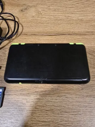 Nintendo New 2DS XL Verde Lima