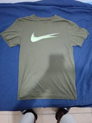 Camiseta Nike Verde Talla M