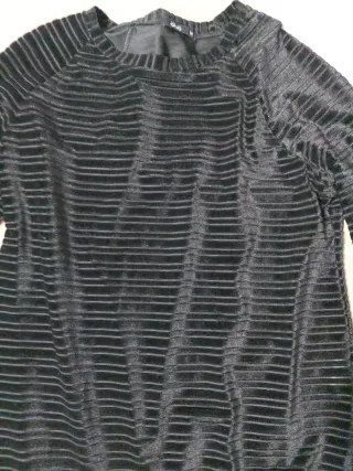 Blusa negra manga larga