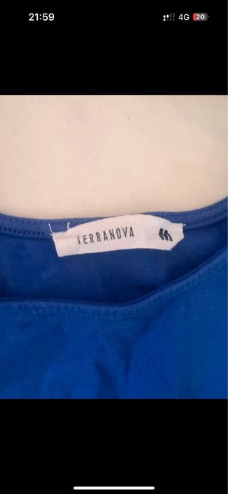 Top donna blu estivo con dettaglio sulla pancia