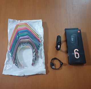 Xiaomi Mi Band 6 + 19 pulseras