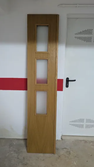 Puertas de madera maciza con cristal