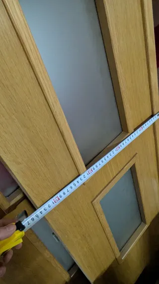 Puertas de madera maciza con cristal