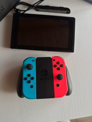 Nintendo Switch + Mario Kart 8 Deluxe (digitale)