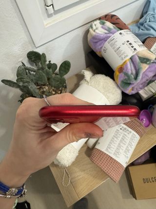 iPhone 11 rosso 64 GB