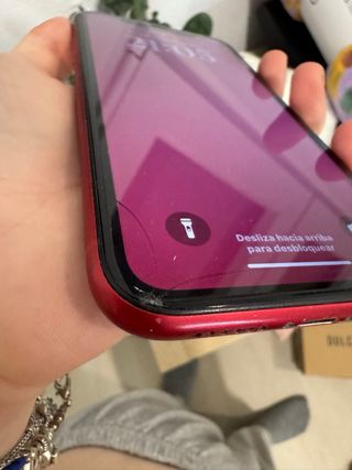 iPhone 11 rosso 64 GB