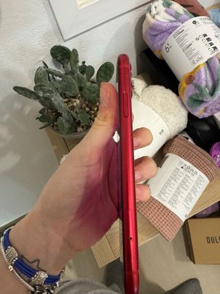 iPhone 11 rosso 64 GB