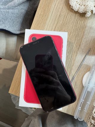 iPhone 11 rosso 64 GB