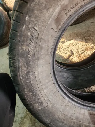 2 Neumáticos 225/75/16 108H