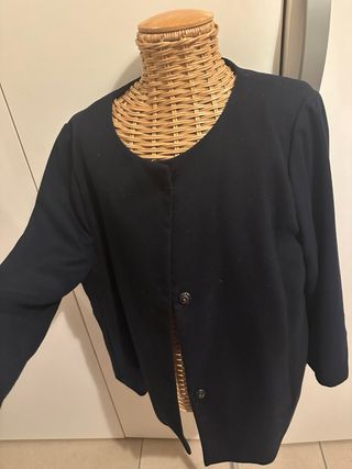 Blazer nero con bottoni