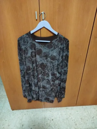 Blusa mujer manga larga estampado floral