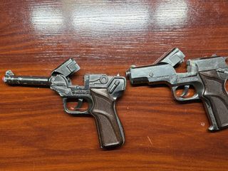 2 Pistolas Juguete Metal Gonher Antiguas