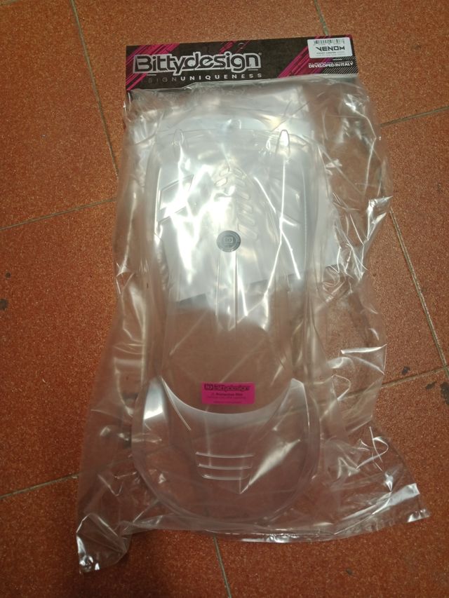 Carrocería Bittydesign Venom 1:10 190mm