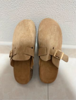 Zuecos camel tipo birkenstock