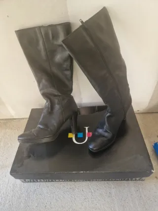 Botas altas de mujer negras