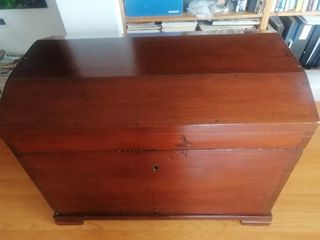 Arcón antiguo de madera