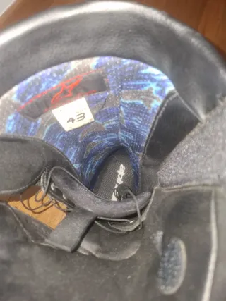 Botas Alpinestars Moto Negras y Azules