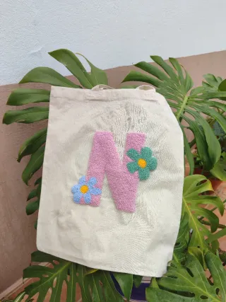 Bolso Tote Letra N Flores