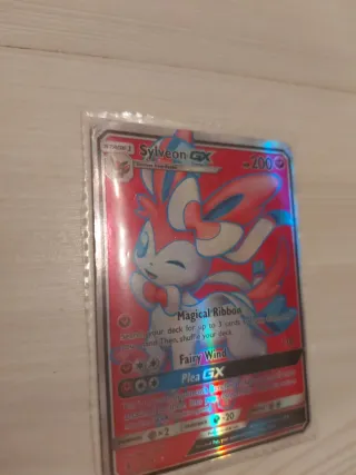 Sylveon GX Carta Pokémon