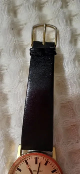 Reloj Lamire Pulsera Dorado y Negro