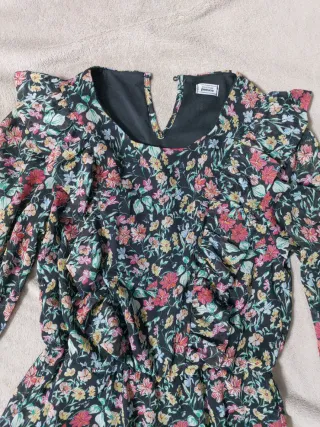 Vestido floral manga larga