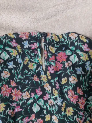 Vestido floral manga larga