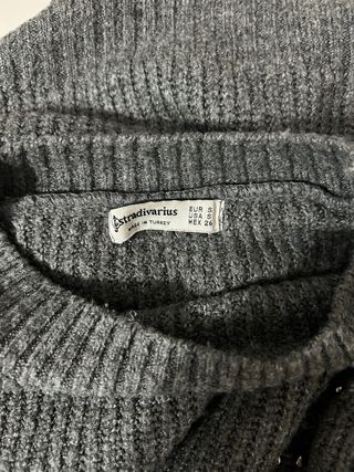 Jersey gris oversize con pedrería