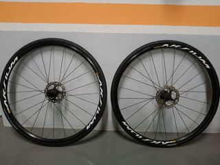 Ruedas Mavic Aksium Disc
