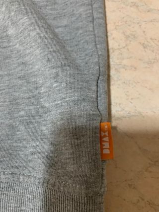 Felpa grigia con cappuccio e zip per uomo DMax