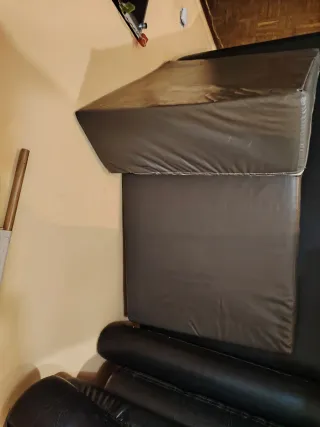 Cojines cilíndricos y triangulares