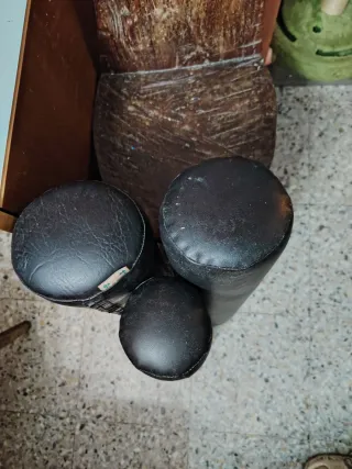 Cojines cilíndricos y triangulares