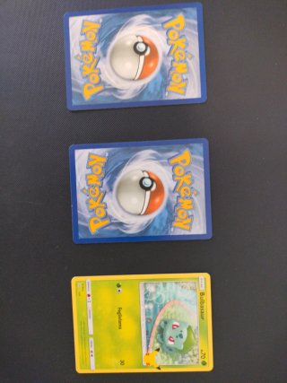 Carte Pokémon Bulbasaur, Squirtle, Charmander 25th