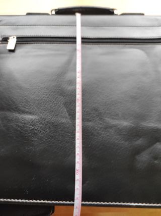 Cartera porta documentos negra