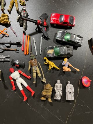 Lott di giocattoli vintage vari