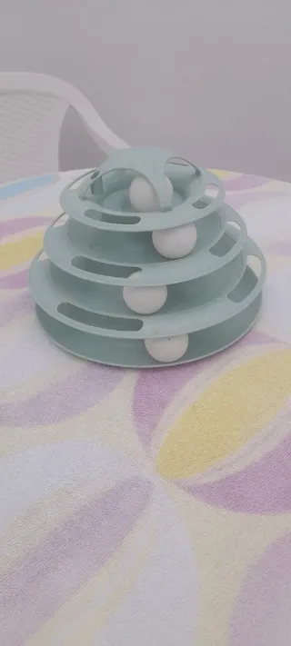 Juguete para gatos con pelotas