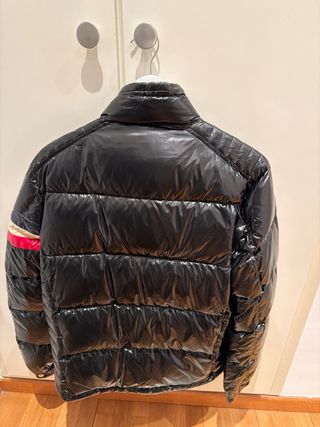 Chaqueta Moncler Negra Brillante