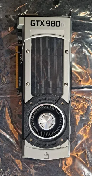 NVIDIA GTX 980 Ti Founders Edition 6GB
