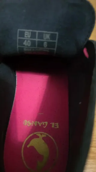 Zapatos El Ganzo Negros con Cordones Rosas