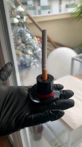 Ofertador para exu de charuto e cigarro