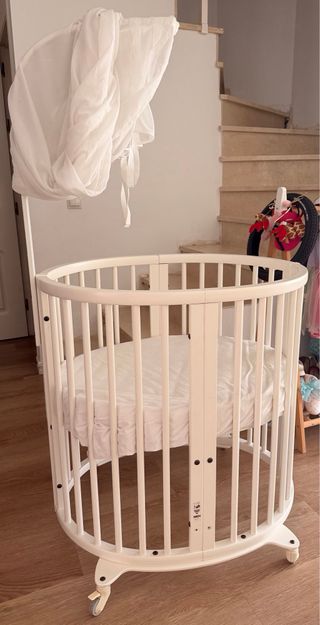 Cuna Stokke blanca con dosel