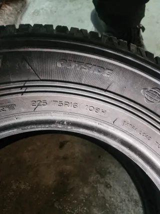 Michelin Latitude 225/75 R16 Neumáticos