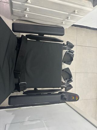 Silla de ruedas eléctrica QUICKIE Q200 R