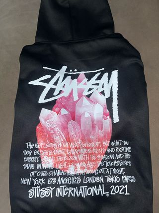 Sudadera Stussy Negra con Cristales Rosas
