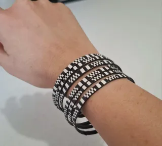 Set bracciali rigidi geometrici