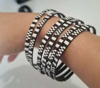 Set bracciali rigidi geometrici