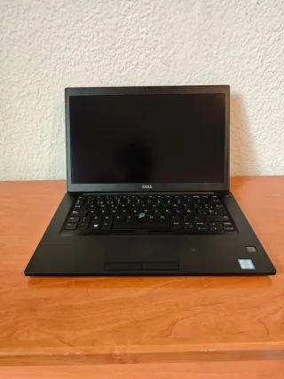 Portátil Dell i5 Gen 8 FHD 16GB RAM 256GB SSD