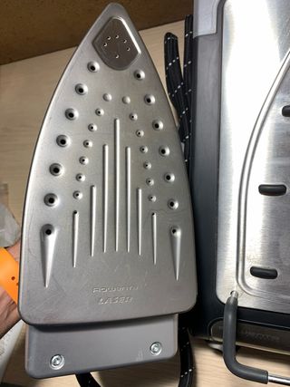 Centro de planchado Rowenta con pistola vapor