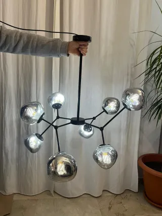 Lámpara araña moderna cristal y metal